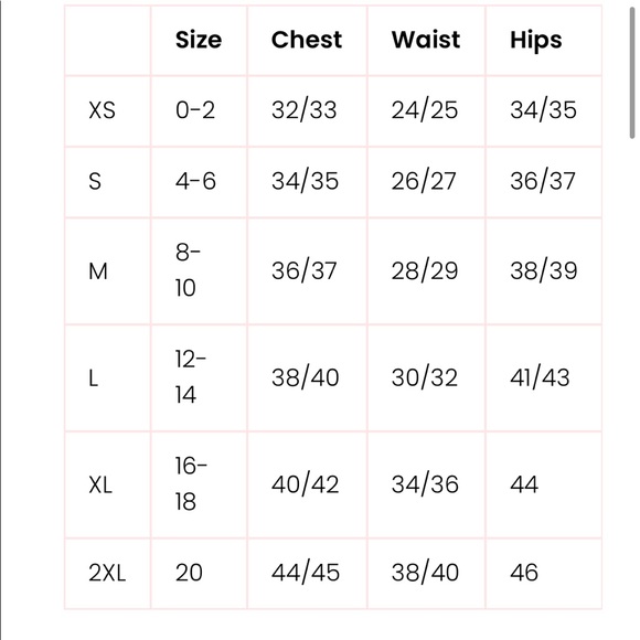 Like new! {Pink Lily} camo blouse - Picture 6 of 6